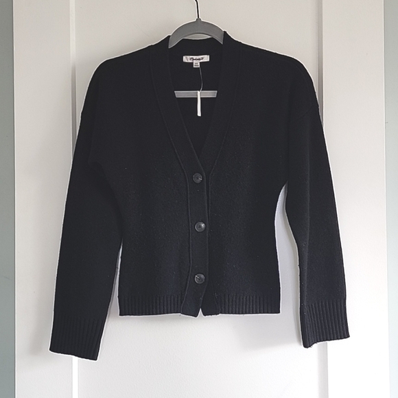 NWT Madewell Merino Wool blend v neck button cardigan in black size xxs - Picture 3 of 4